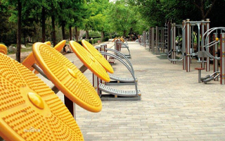 湖南网泰科技发展有限公司 长沙“博士院长”疯狂敛财700多万！情人，妹妹大肆推销药品获利，法院判了